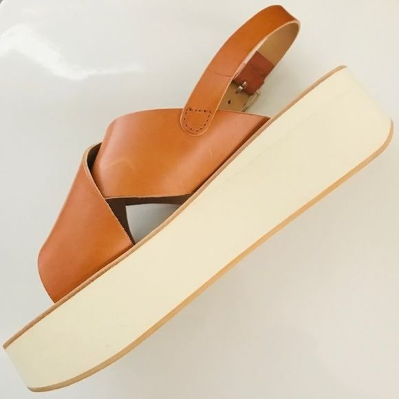 NEW Barney’s NY Crossover Platform Sandals Made in Italy New Without Tags - Picture 12 of 15